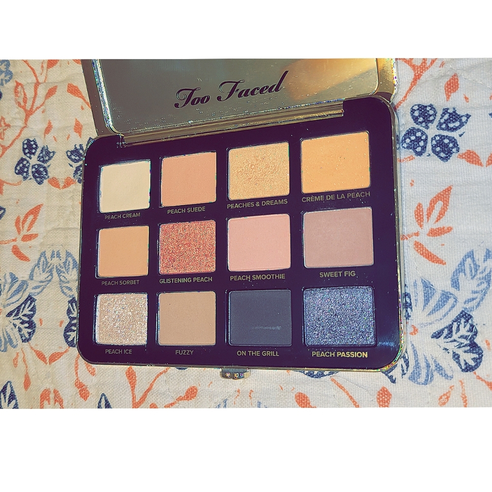 Too Faced White Peach Palette